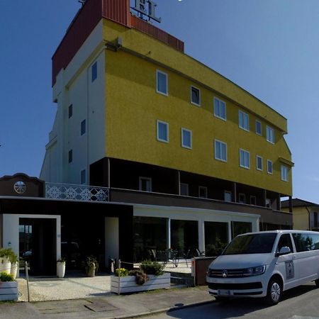 קוארטו ד'אלטינו Hotel Ambra מראה חיצוני תמונה